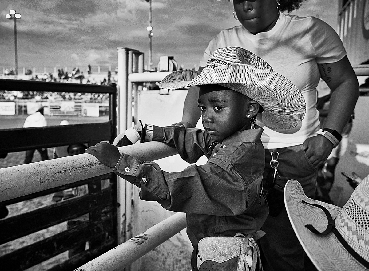 rideon9.jpg Young kid at the Okmulgee Rodeo